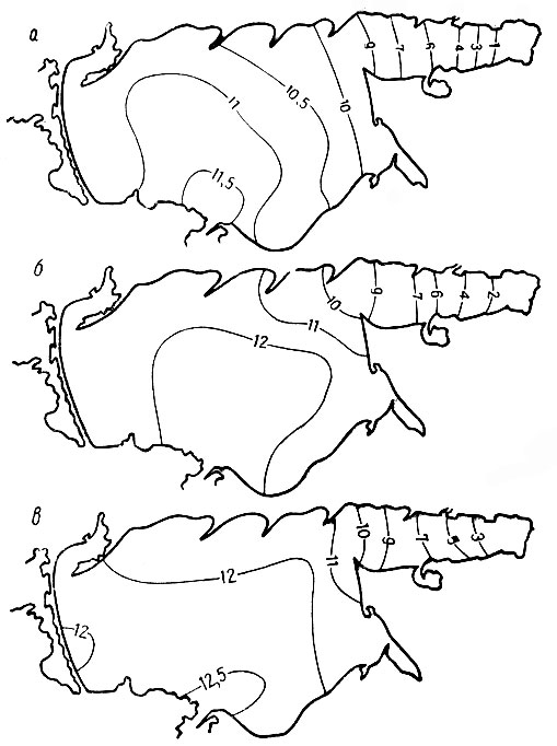 Распределение солености воды в Азовском море (в промилле): а - среднемноголетняя соленость до зарегулирования стока Дона, б - среднемноголетняя соленость после ввода в эксплуатацию Цимлянского гидроузла (1952-1962 гг); в - среднегодовая соленость в 1970 г 