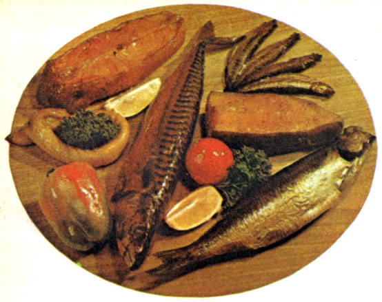 Рис. 15, Копченая морская рыба - украшение стола   (фото FIMA)